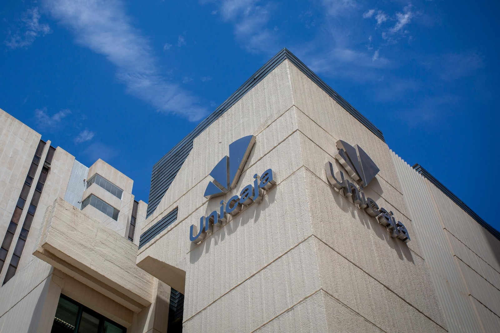 Exterior de la sede de Unicaja.