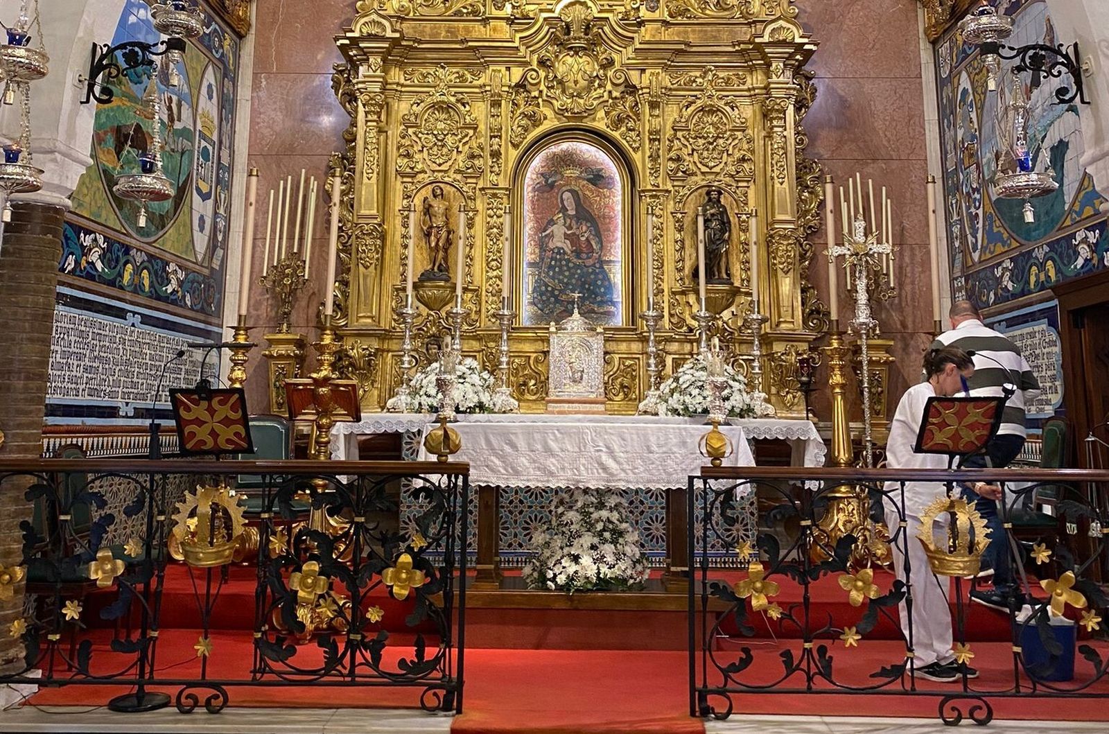 Aspecto del Santuario de la Cinta este lunes tras la retirada del andamio.