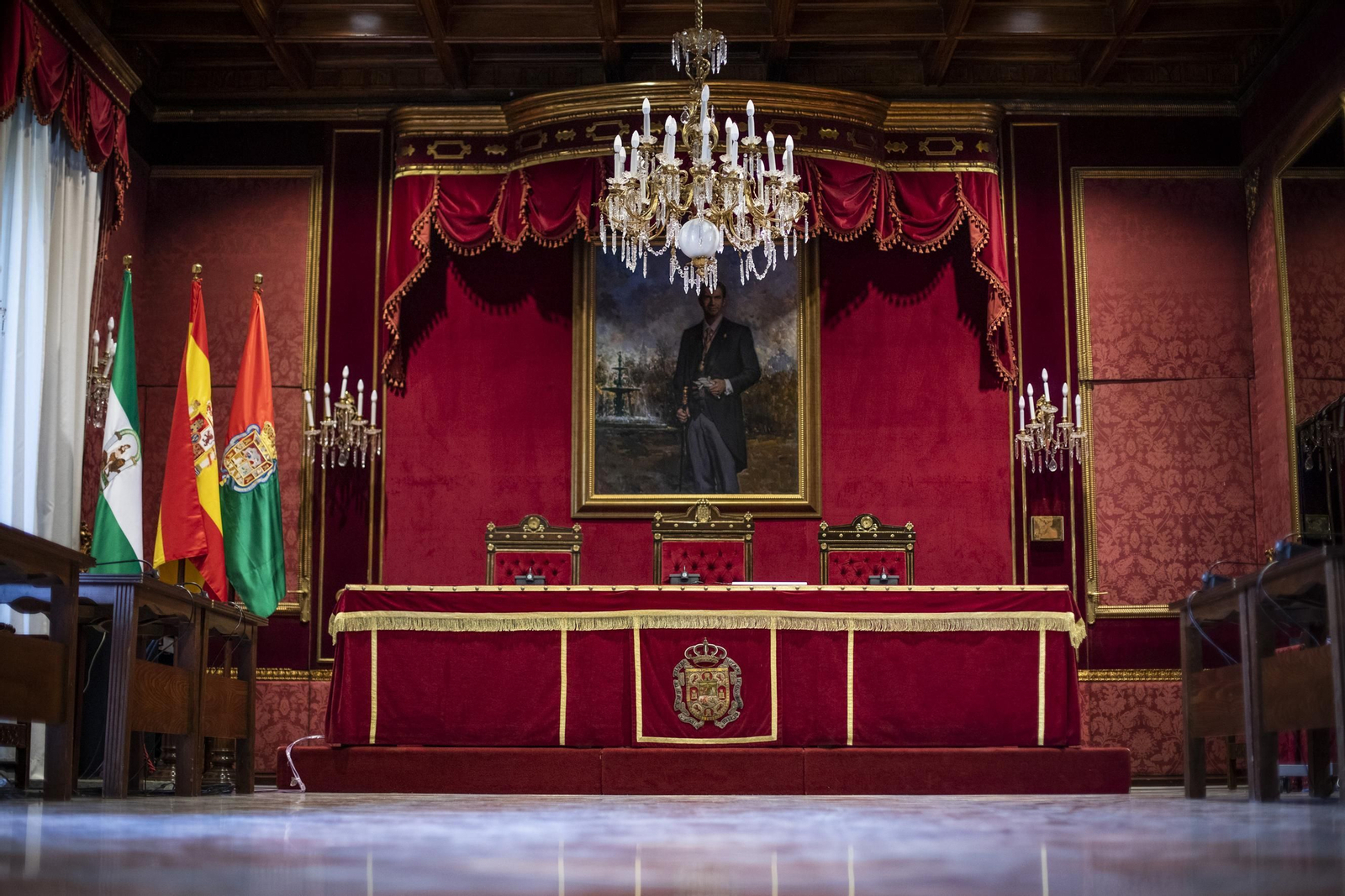 Granada reduce la deuda municipal en 40 millones el último año