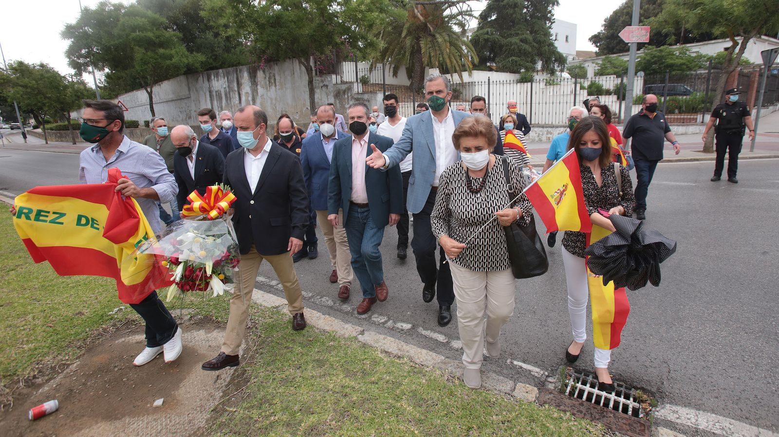 Ortega Smith asiste al homenaje de Vox al guardia civil Agustín Cárdenas en Jerez