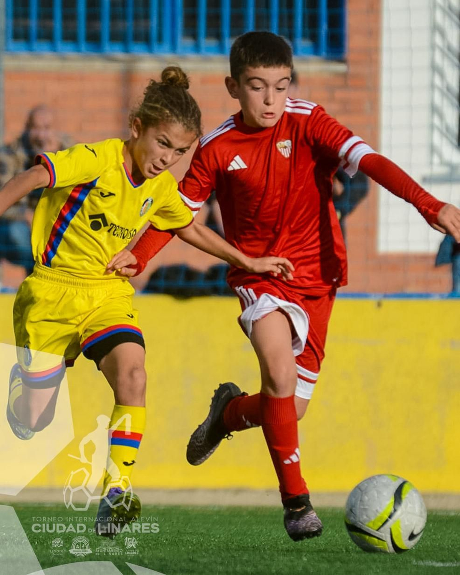 En imágenes: el RCD Espanyol, campeón del IV Torneo Internacional de Fútbol Alevín 'Ciudad de Linares'