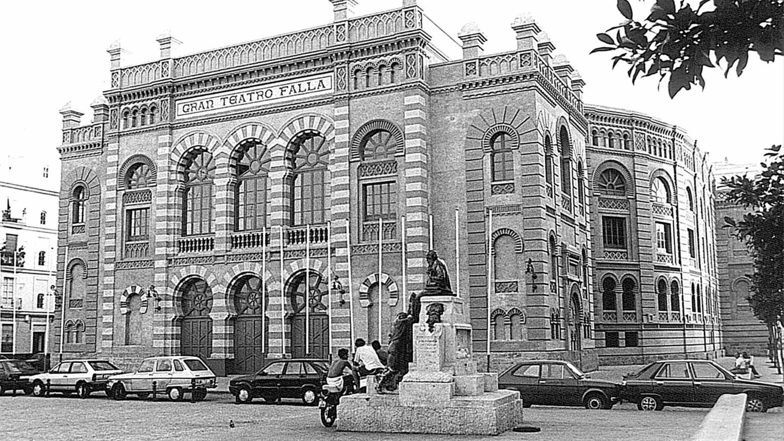 Fachada del Gran Teatro Falla