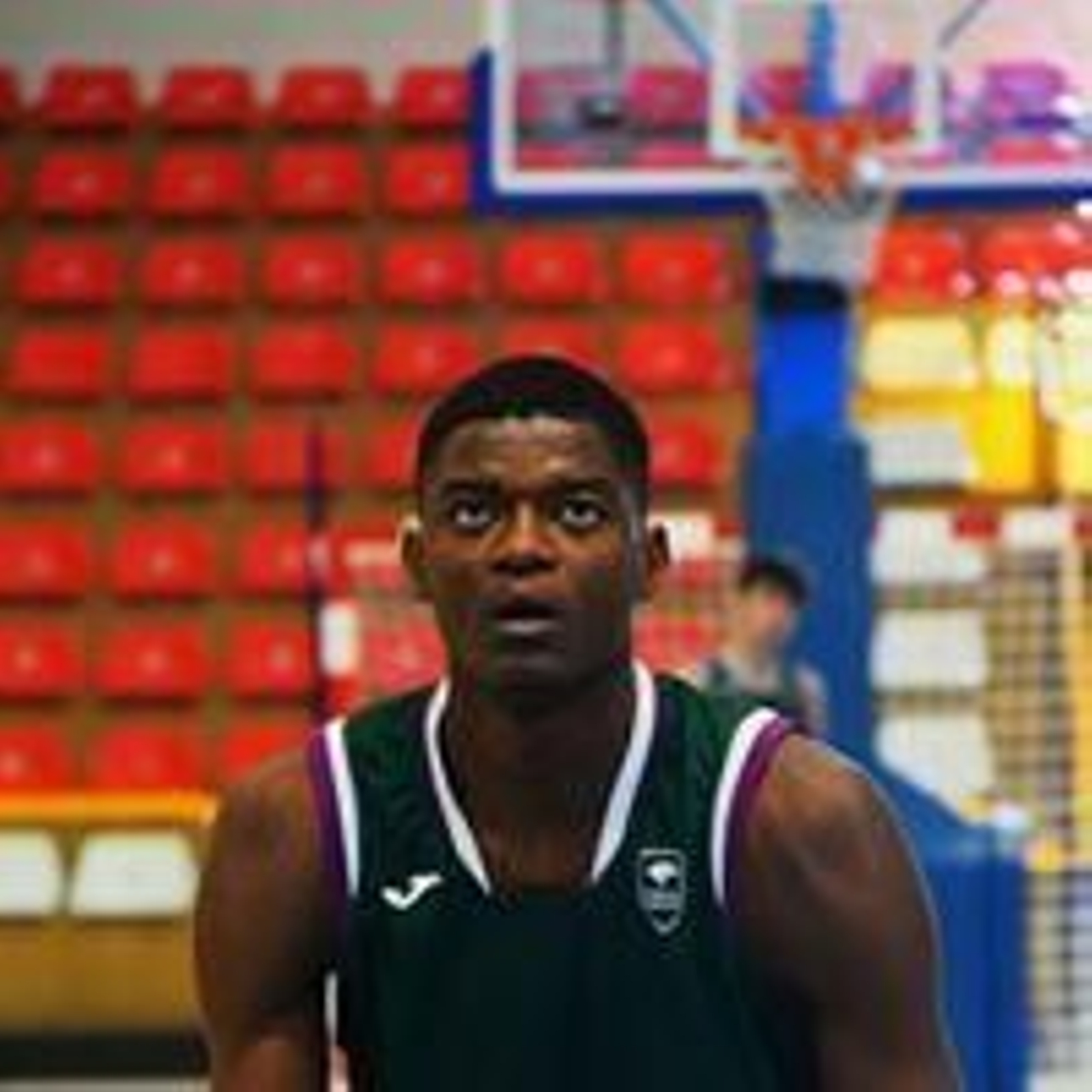 El junior brilla el Linares con Pablo Sánchez de MVP