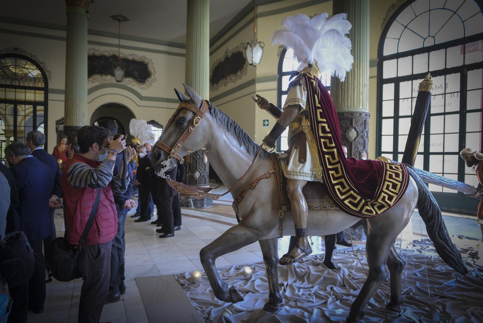 La exposición de los misterios en el Casino de la Exposición.