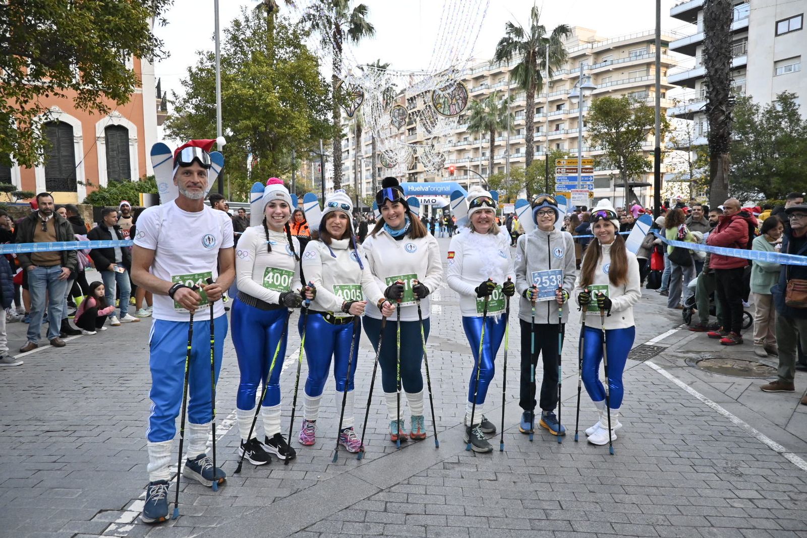 Búscate en las mejores fotografías de la San Silvestre de Huelva 2025