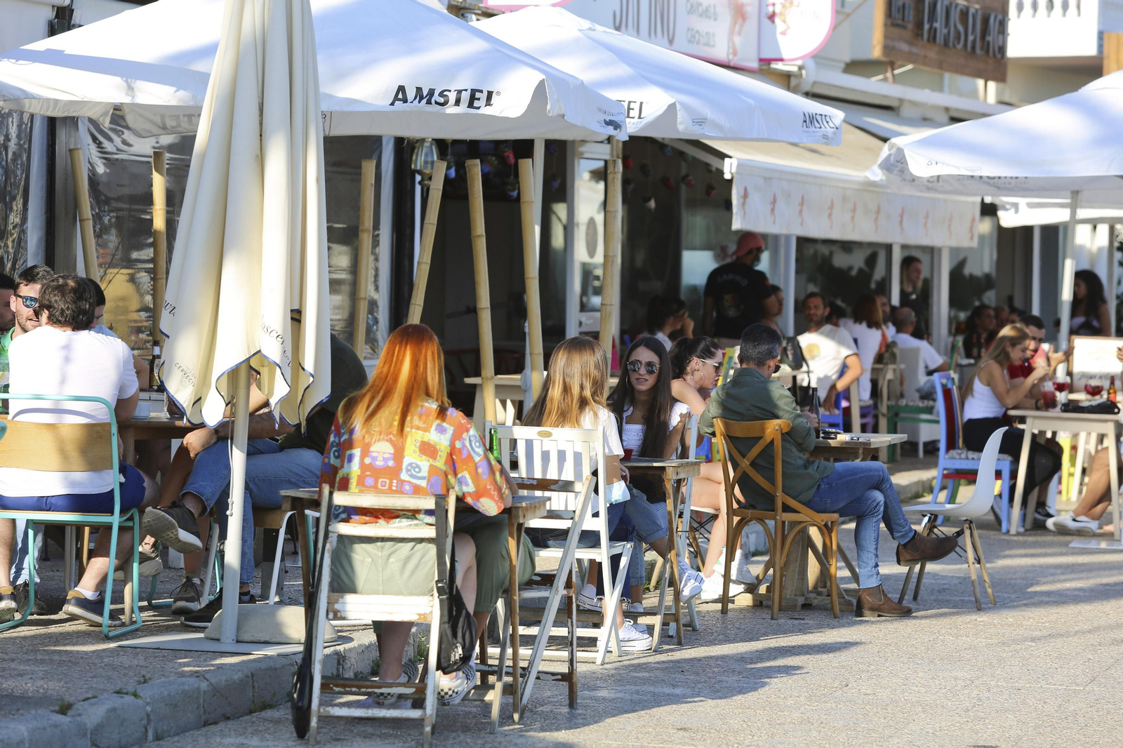 Las fotos del refuerzo policial en Pedregalejo ante su masificación