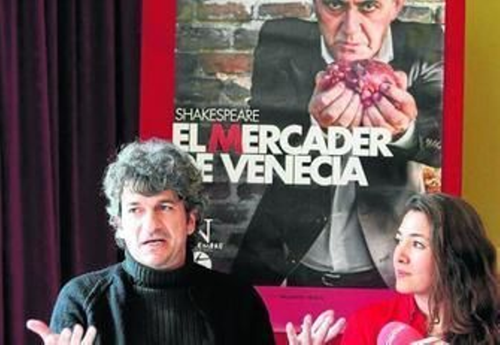 Francisco Rojas e Isabel Rodes, que interpretan al mercader Antonio y la enamorada Porcia, ayer en el Lope.