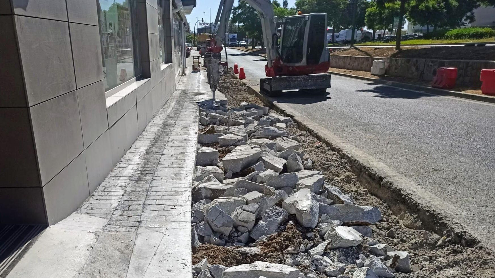 Obras para el carril bici de Ortega y Gasset