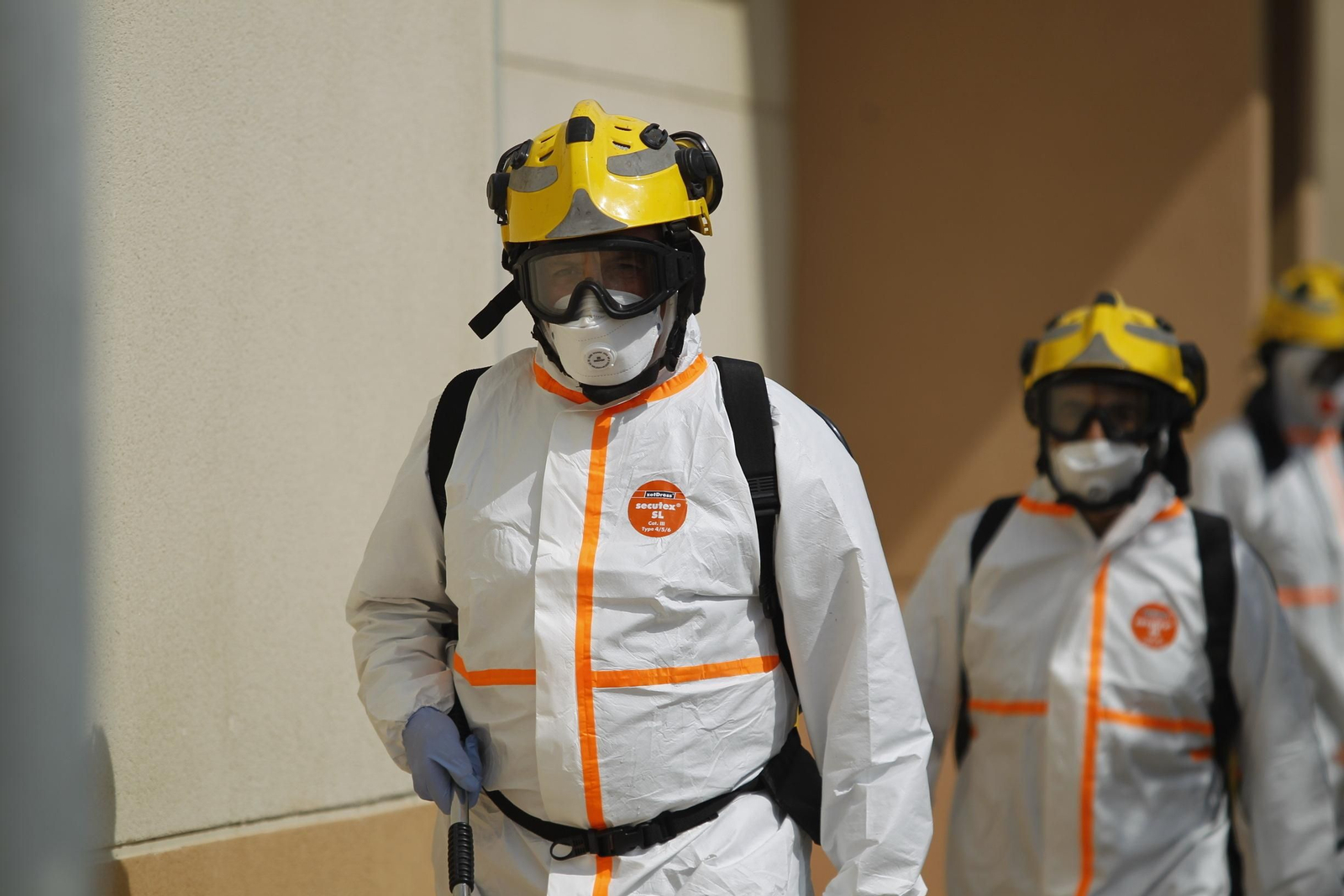 Fotogalería actuación INFOCA y UME por el coronavirus en Almería. Covid-19