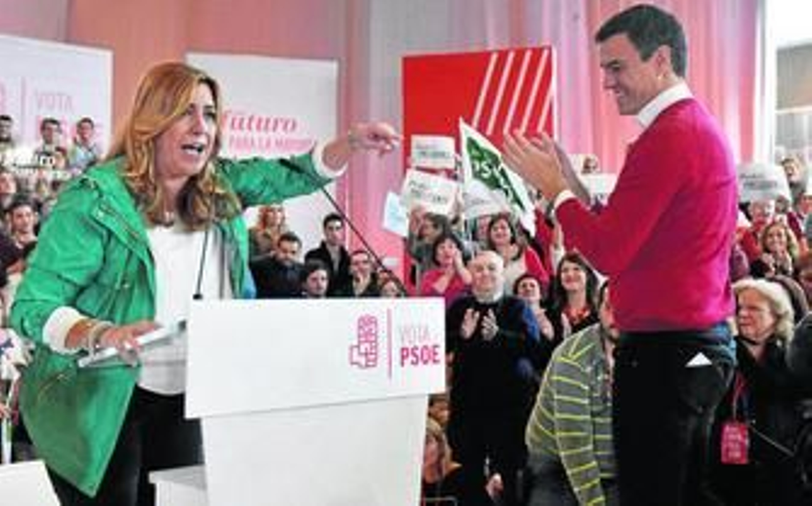 Susana Díaz finaliza su discurso antes de dar paso a Pedro Sánchez, que cerró el acto celebrado ayer en Sevilla.