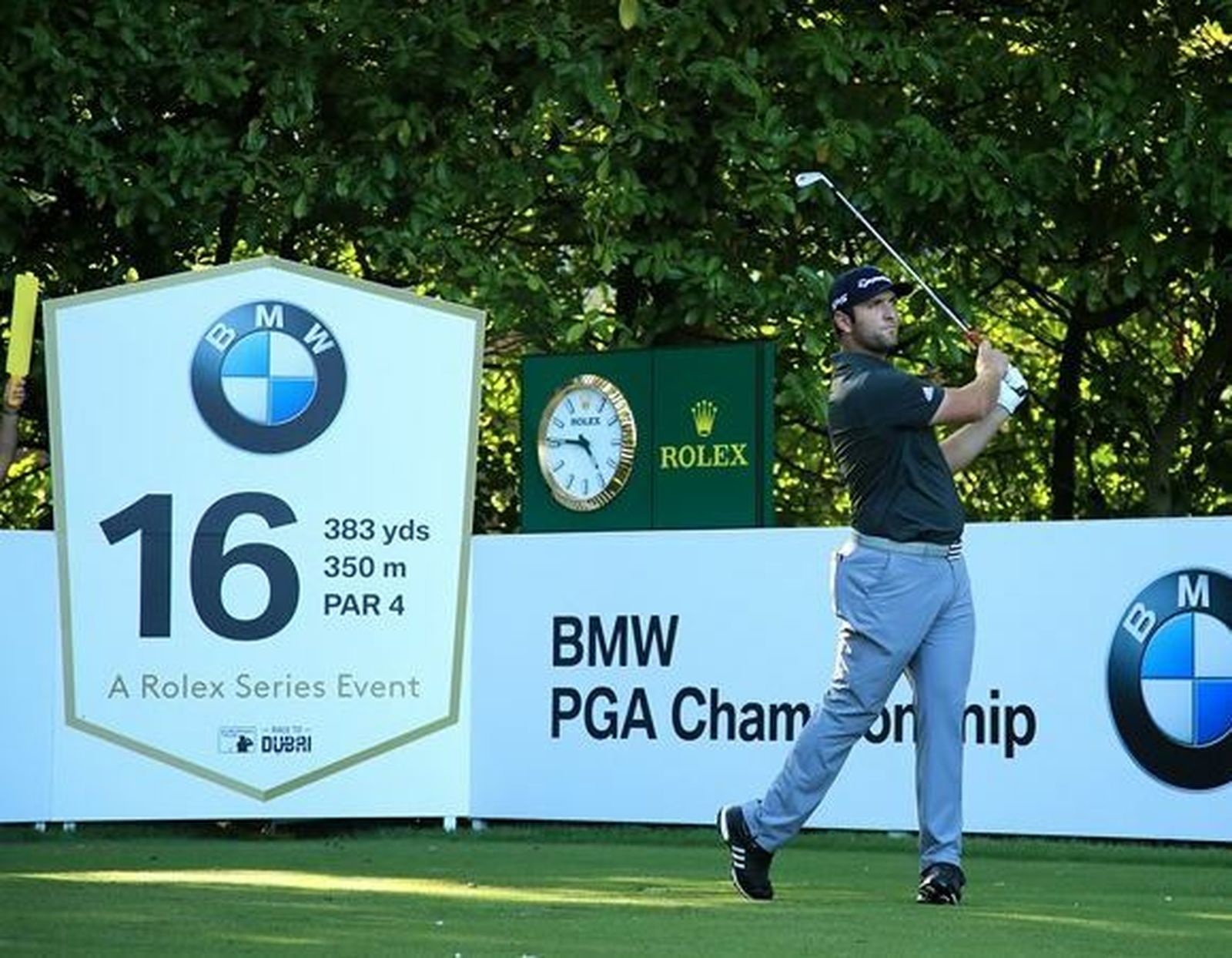 Jon Rahm, el mejor español y colíder en Inglaterra.