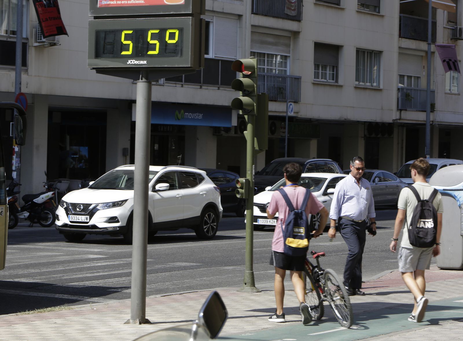 Sevilla es la capital más cálida de la Península Ibérica debido a su temperatura media en los meses de verano.