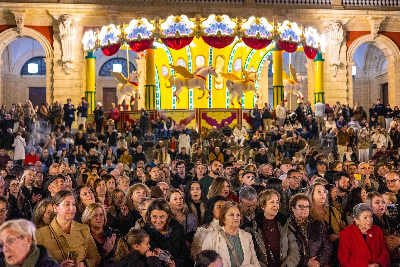 Así fue la primera zabomba de la Navidad en la plaza del Rey de San Fernando