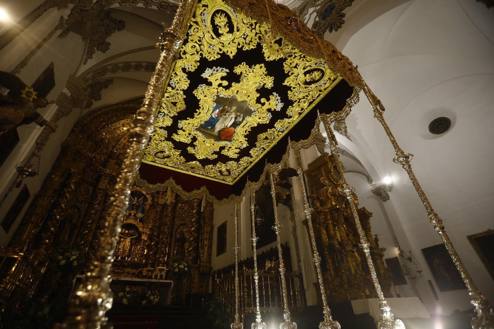 La presentación del techo de palio de la Virgen de la Candelaria de Córdoba, en  imágenes