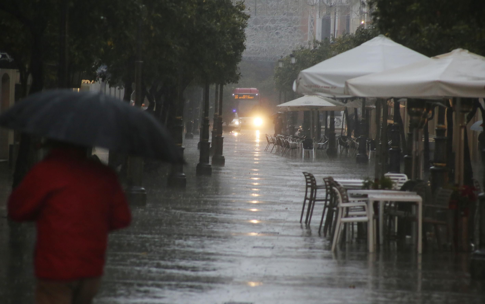 La Borrasca Gaetan descarga con fuerza en Jerez
