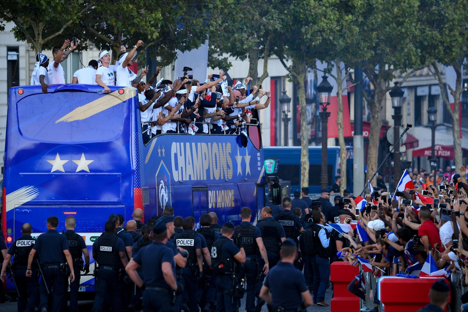 Francia celebra el triunfo de su selección en el Mundial