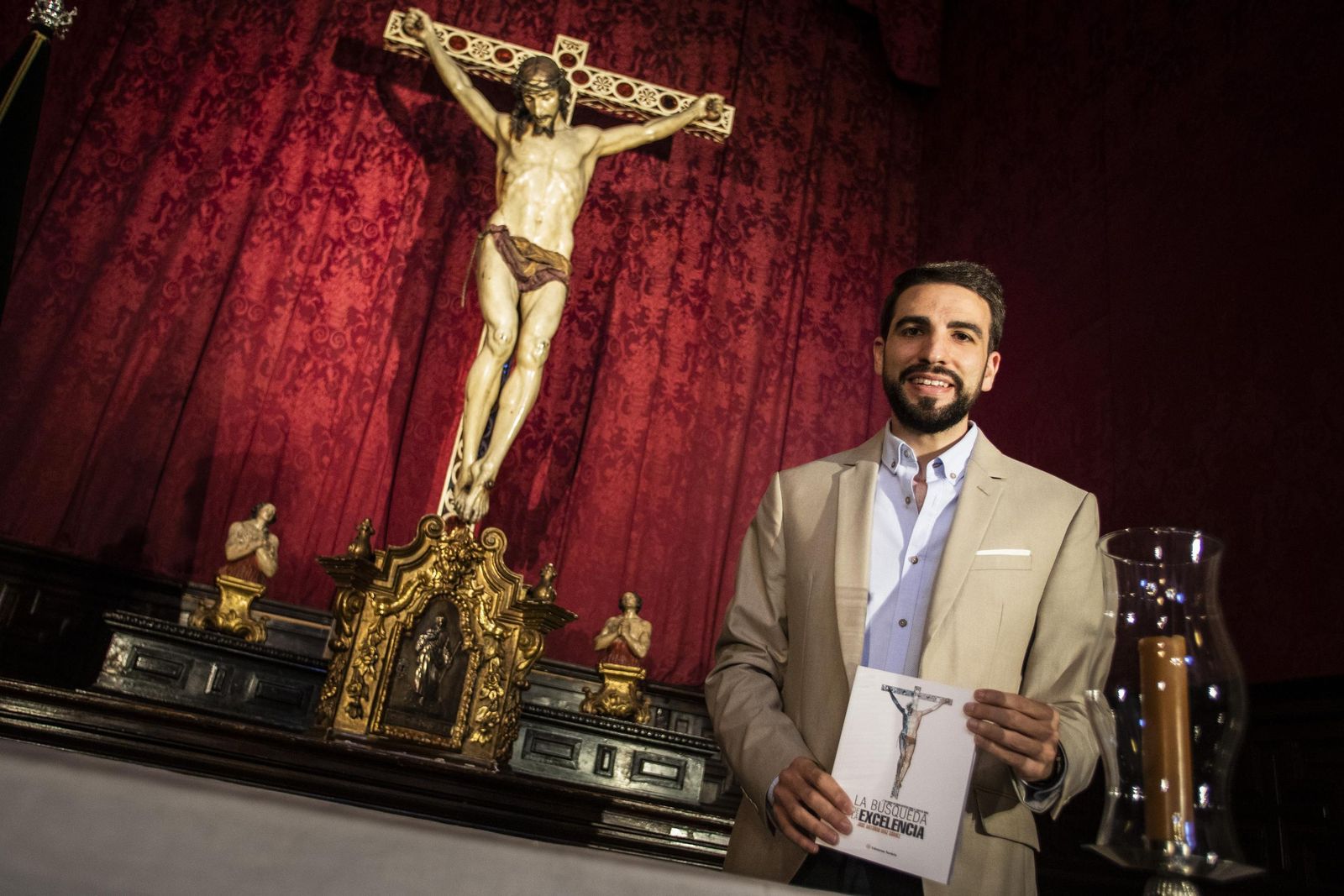 “El Cristo de Mora trasciende el plano de lo devocional, conmueve igual a un creyente que a un no creyente”