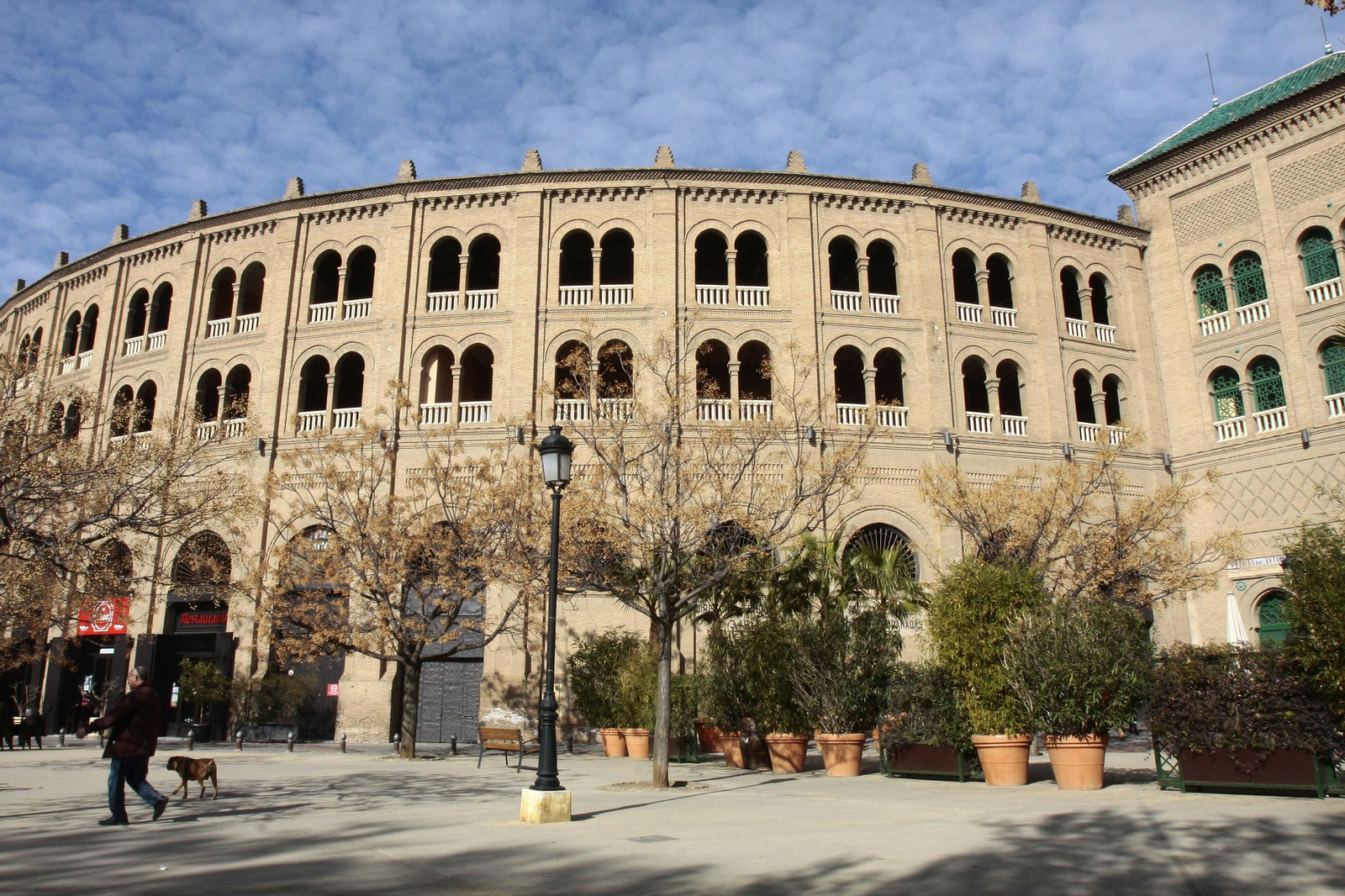 Imagen de la Plaza de Toros de Granada, lugar que acogerá el concierto de Rosalía