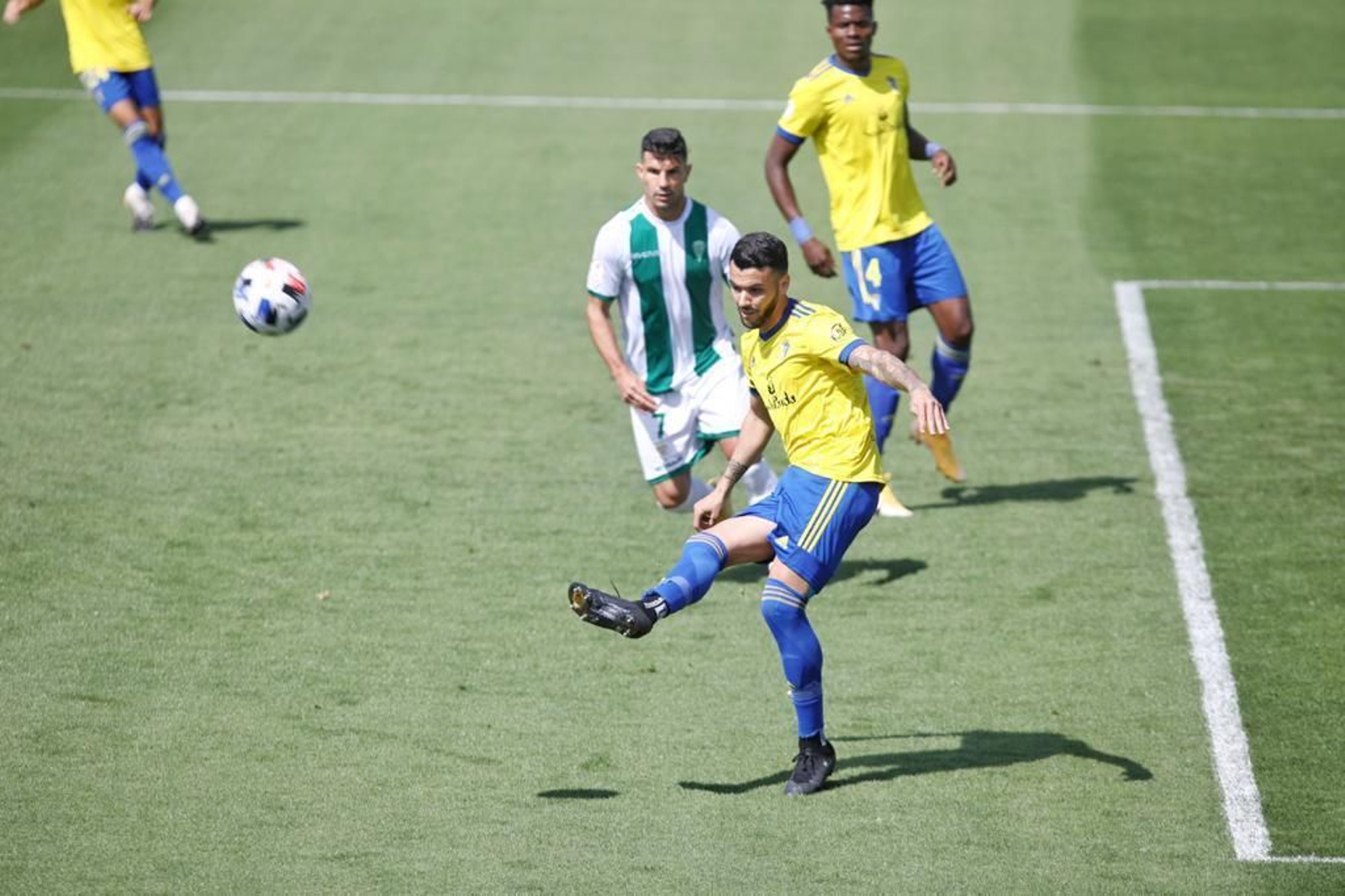 Las imágenes de la derrota del Córdoba CF ante el Cádiz B