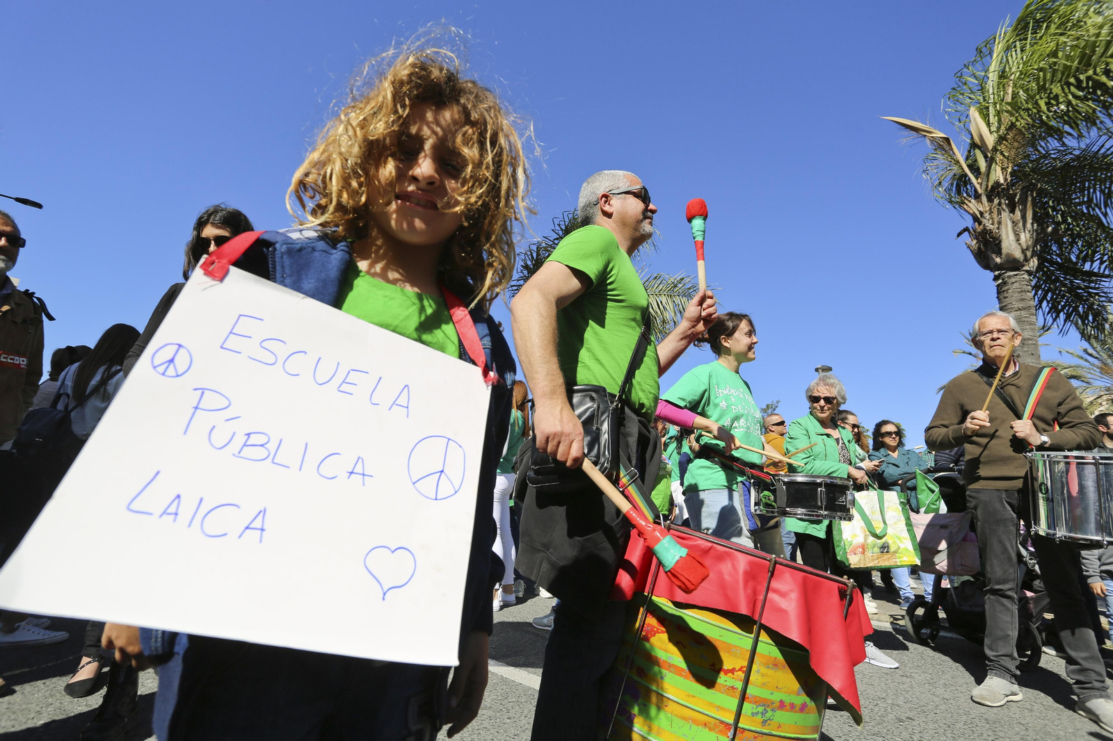 La manifestación por la huelga educativa en Málaga, en fotos