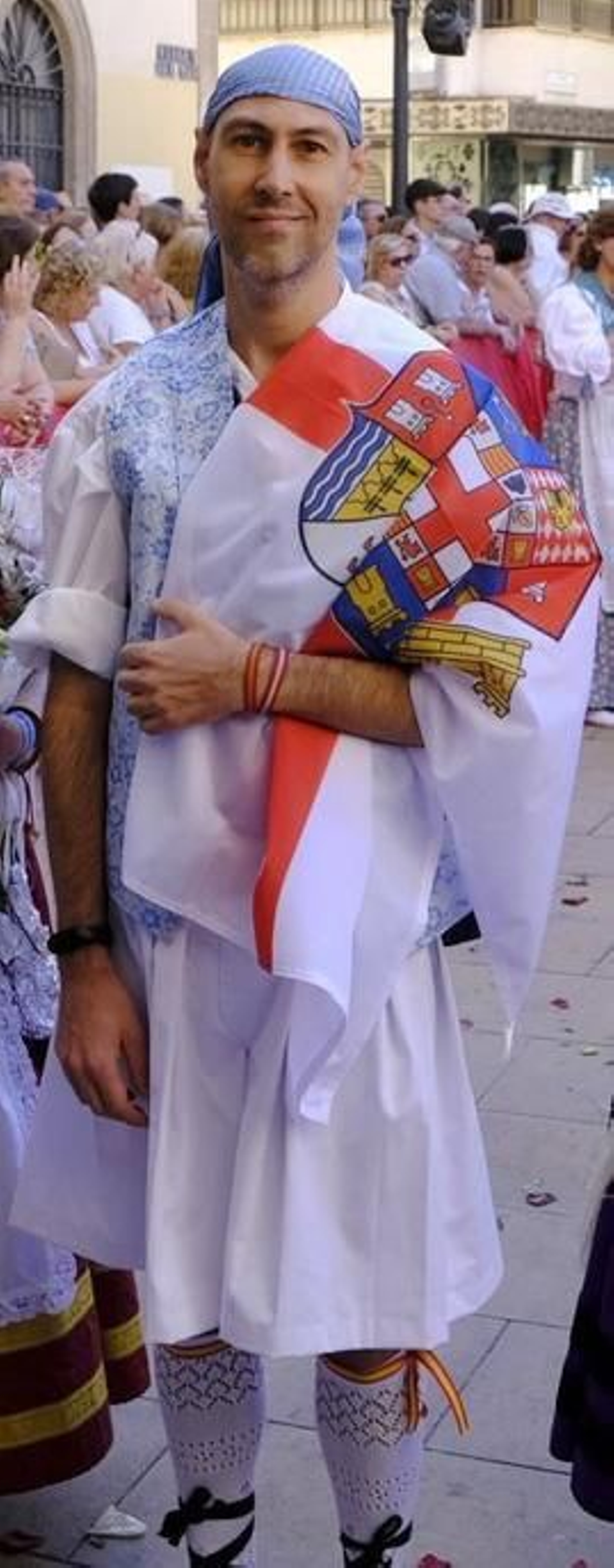 Julio Picón ofrenda en la floral de 2025