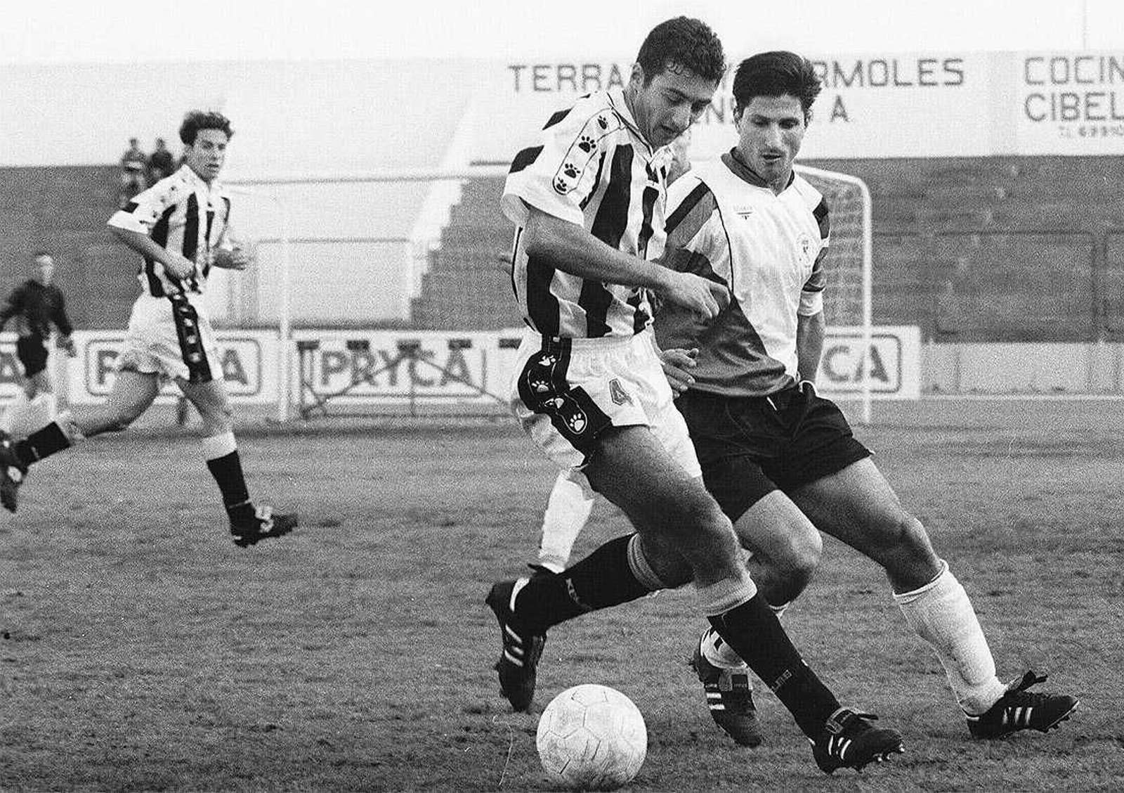 Colin Ramírez, en su etapa con la Real Balompédica Linense.