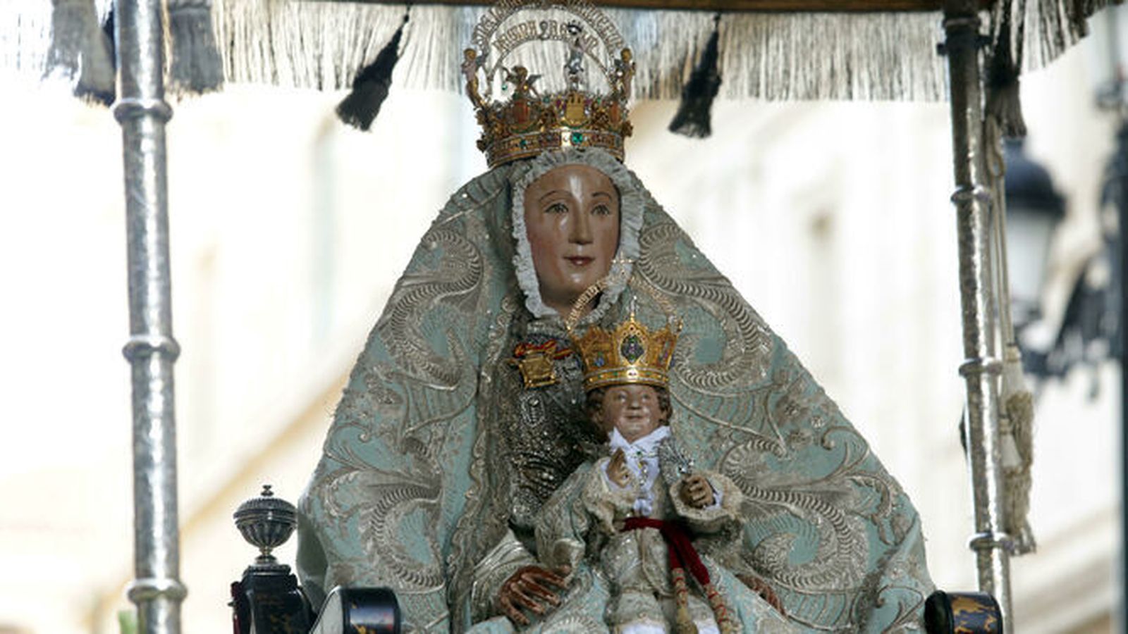 Se celebrarán dos besamanos y el día 22 se abrirá la urna de San Fernando