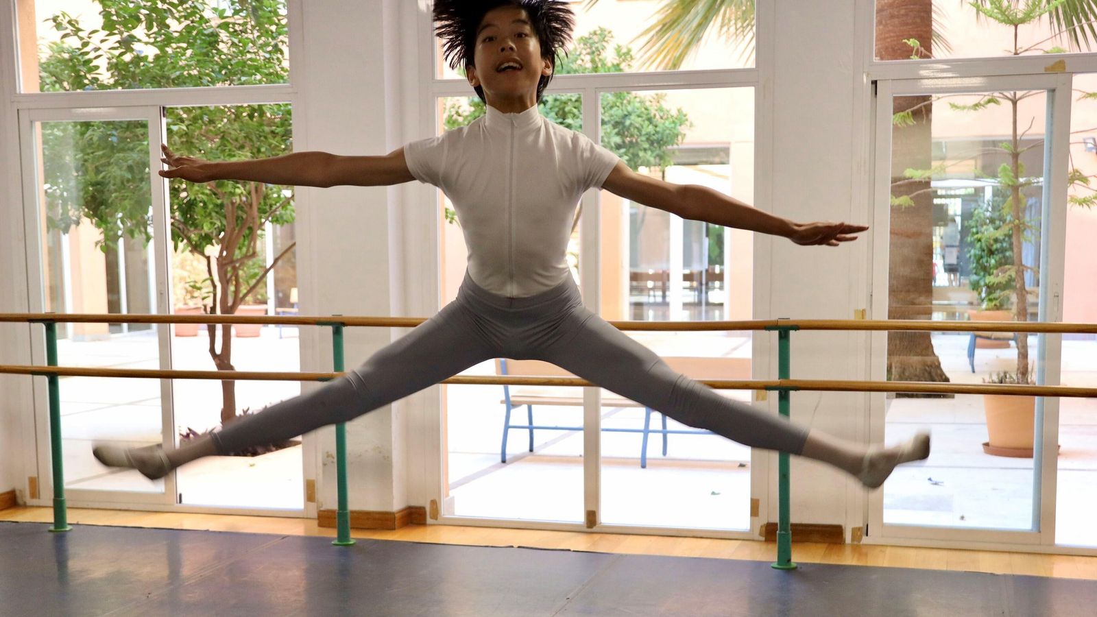 Noah disfruta al máximo de su gran pasión, la danza.