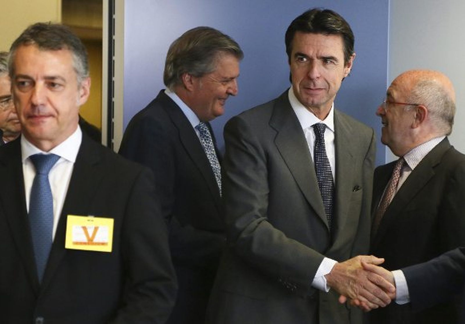 El Gobierno y Astilleros no convencen a Almunia