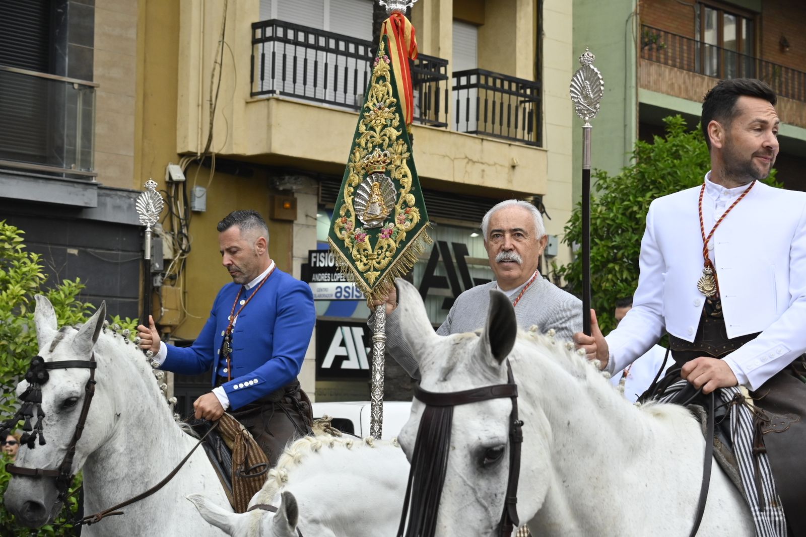 El Rocío 2023: Imágenes de los peregrinos de la Hermandad de Emigrantes