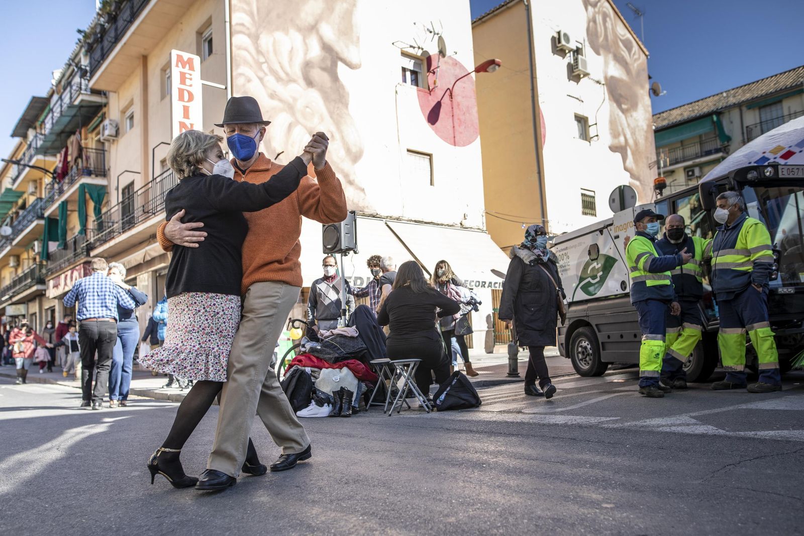 Fotos: así ha sido el Día Sin Coche en el barrio de la Chana en Granada