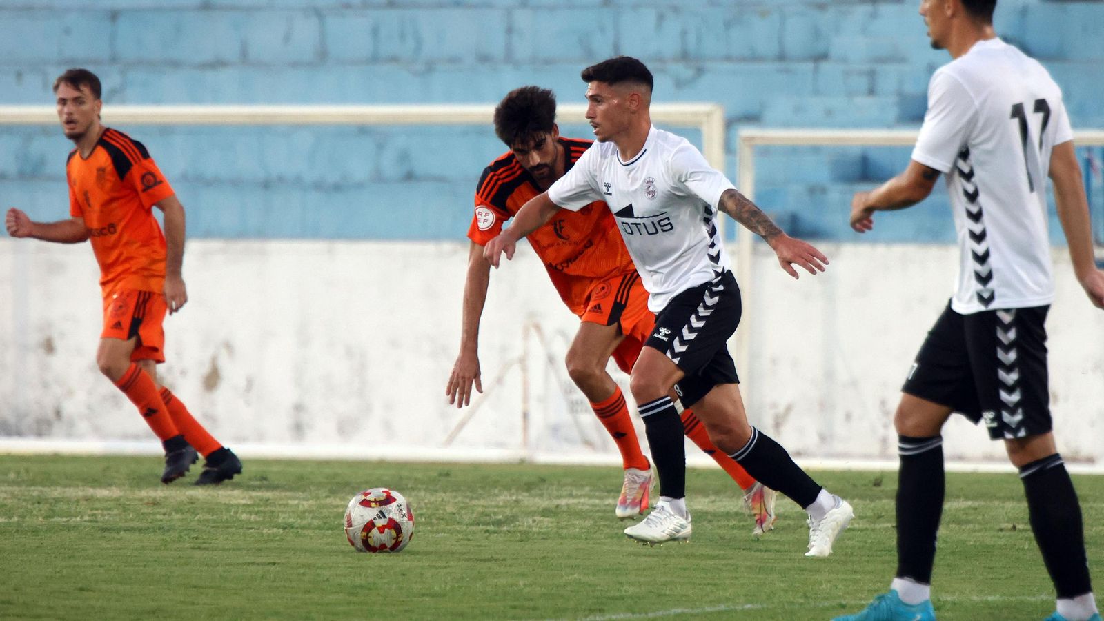 Imágenes del Trofeo de la Feria de la Vendimia entre el Xerez CD y la Balona