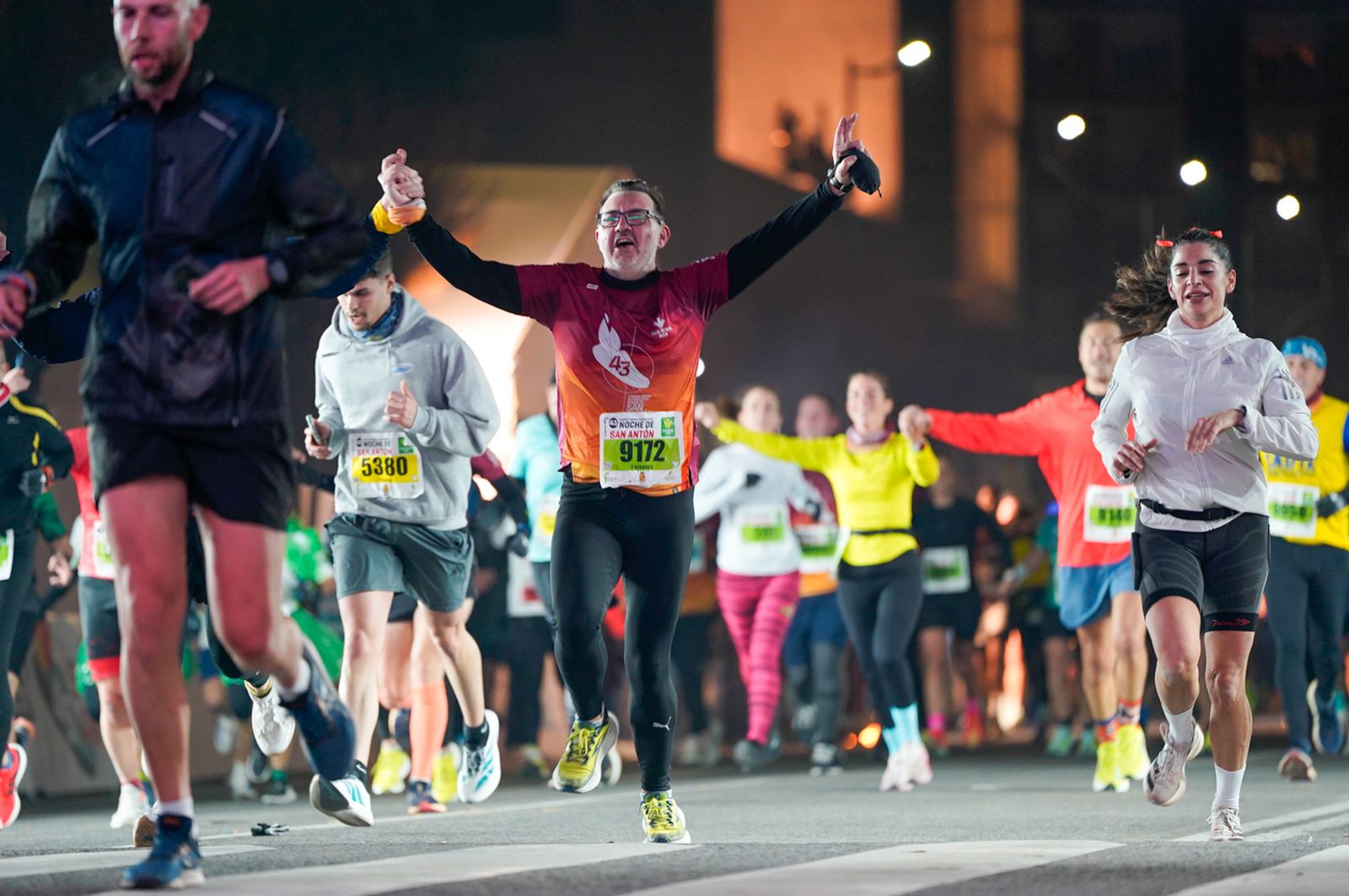 En imágenes: búscate en tu llegada a meta de la Carrera de San Antón 2026 (9)