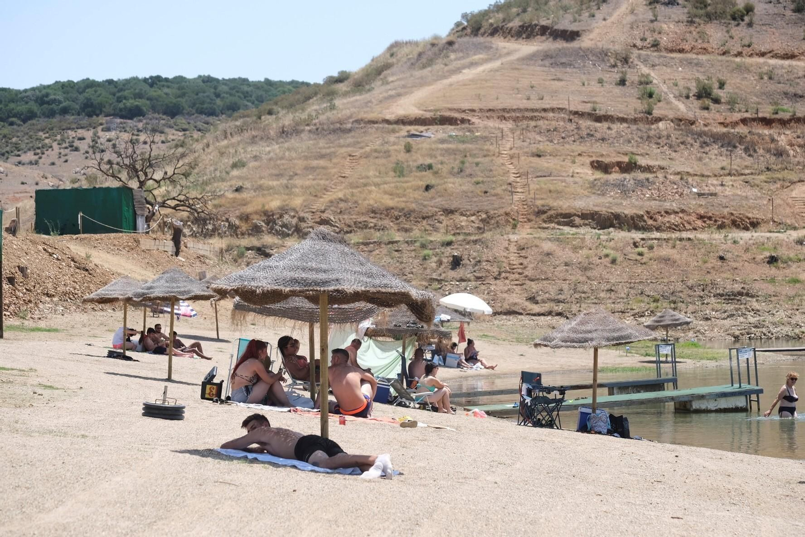 La playa de La Breña II de Almodóvar del Río, en imágenes