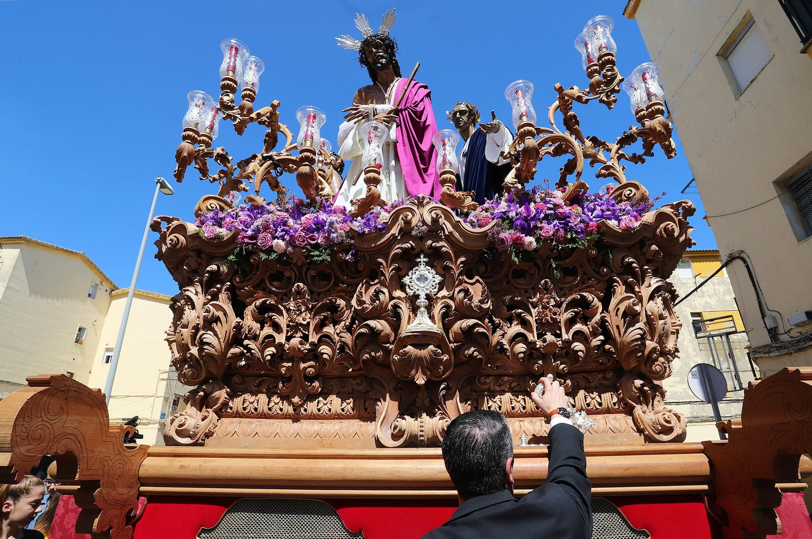 Imágenes de la procesión de La Salud en Huelva