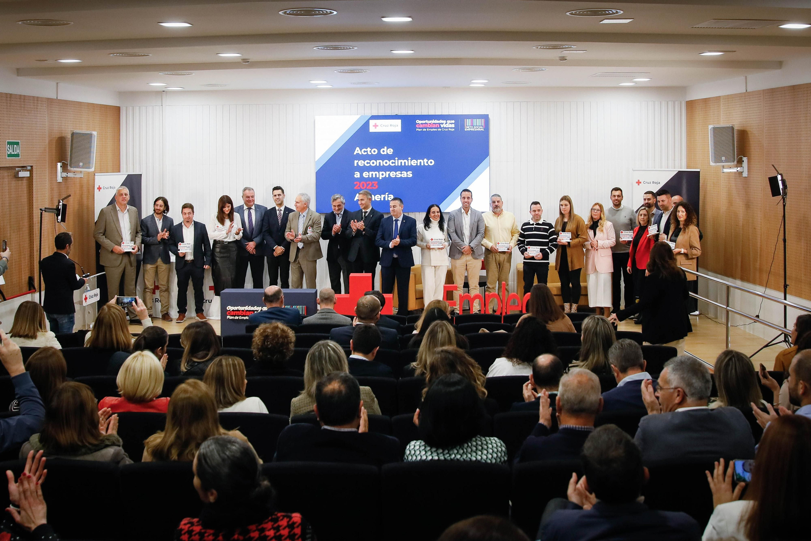 Gala empleo Cruz Roja