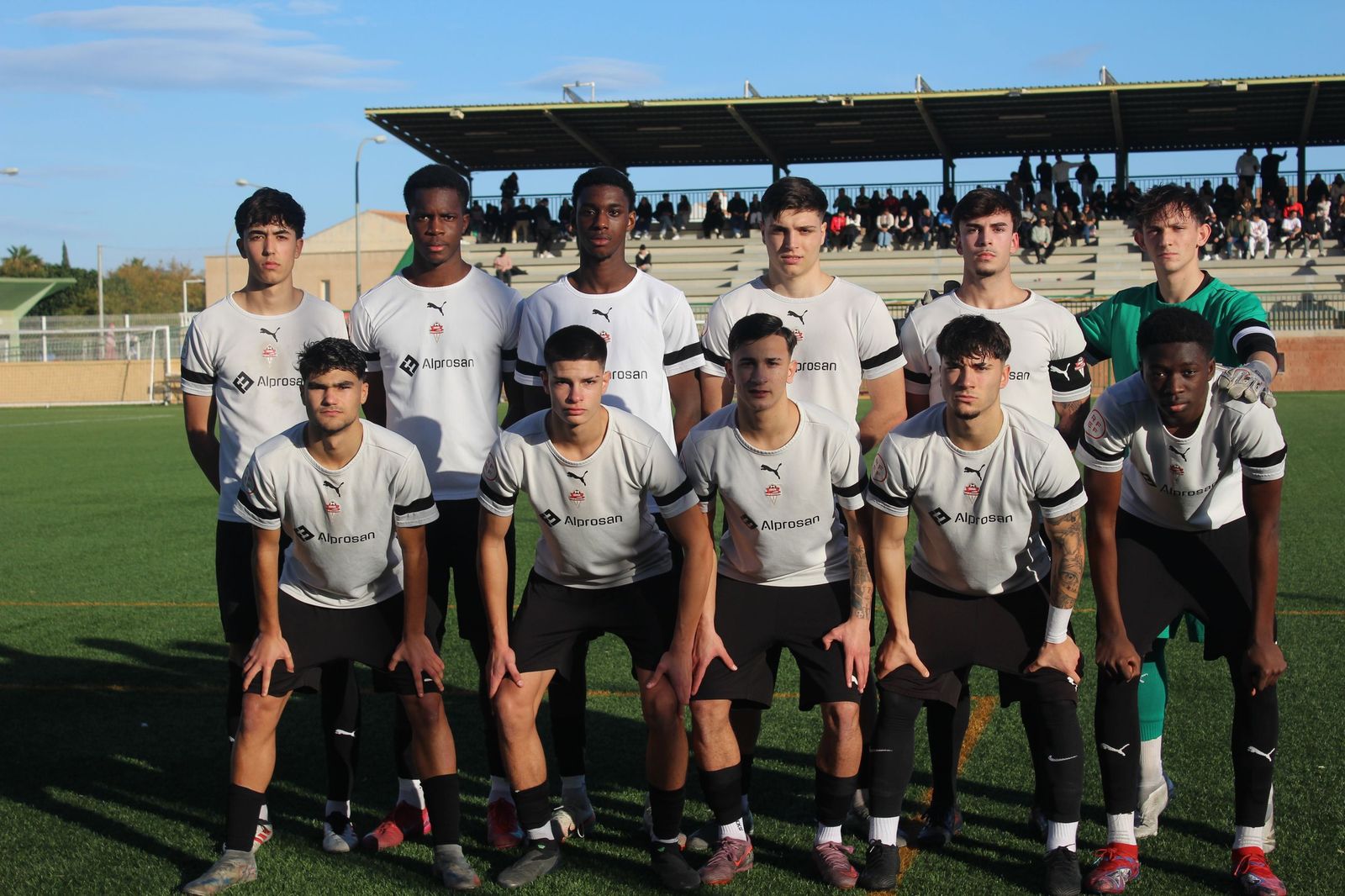 Once presentado por el conjunto de la barriada almeriense durante un encuentro de la presente temporada.
