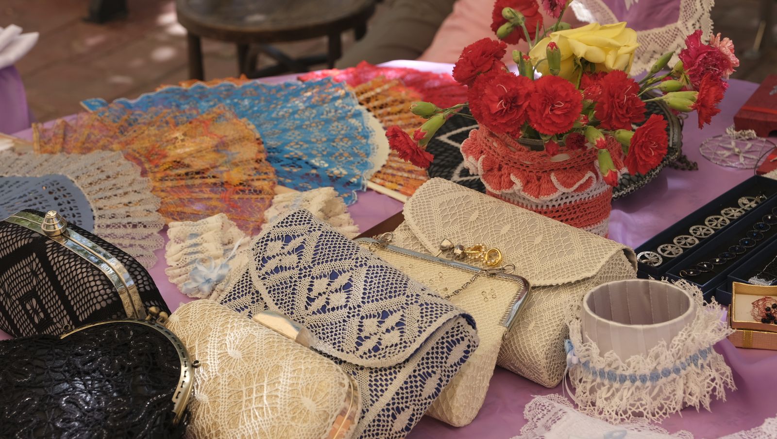 Imágenes de la recreación histórica Canteros y Caciques de Macael