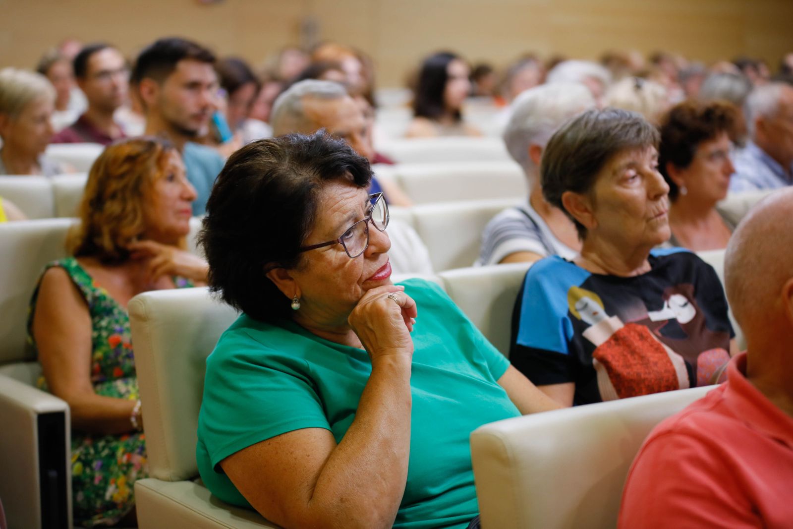 Imágenes de Diario de los Libros, con Julia Navarro