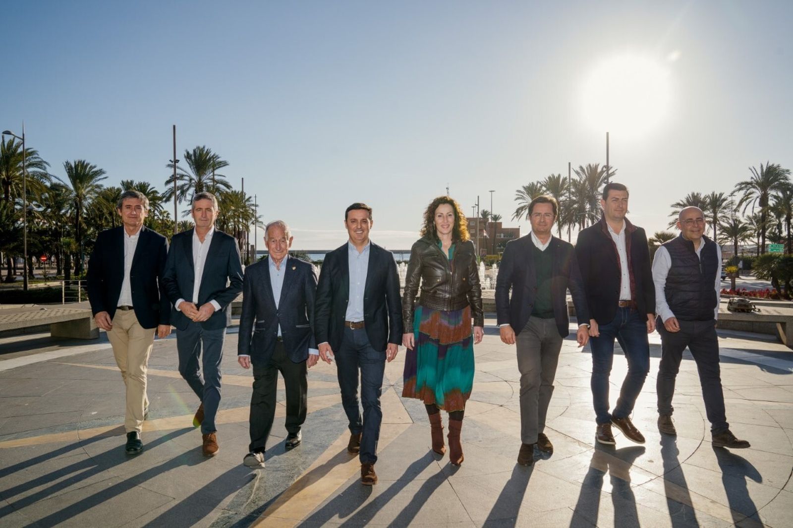 García junto a los siete alcaldables de los municipios de más de 20.000 habitantes de Almería.