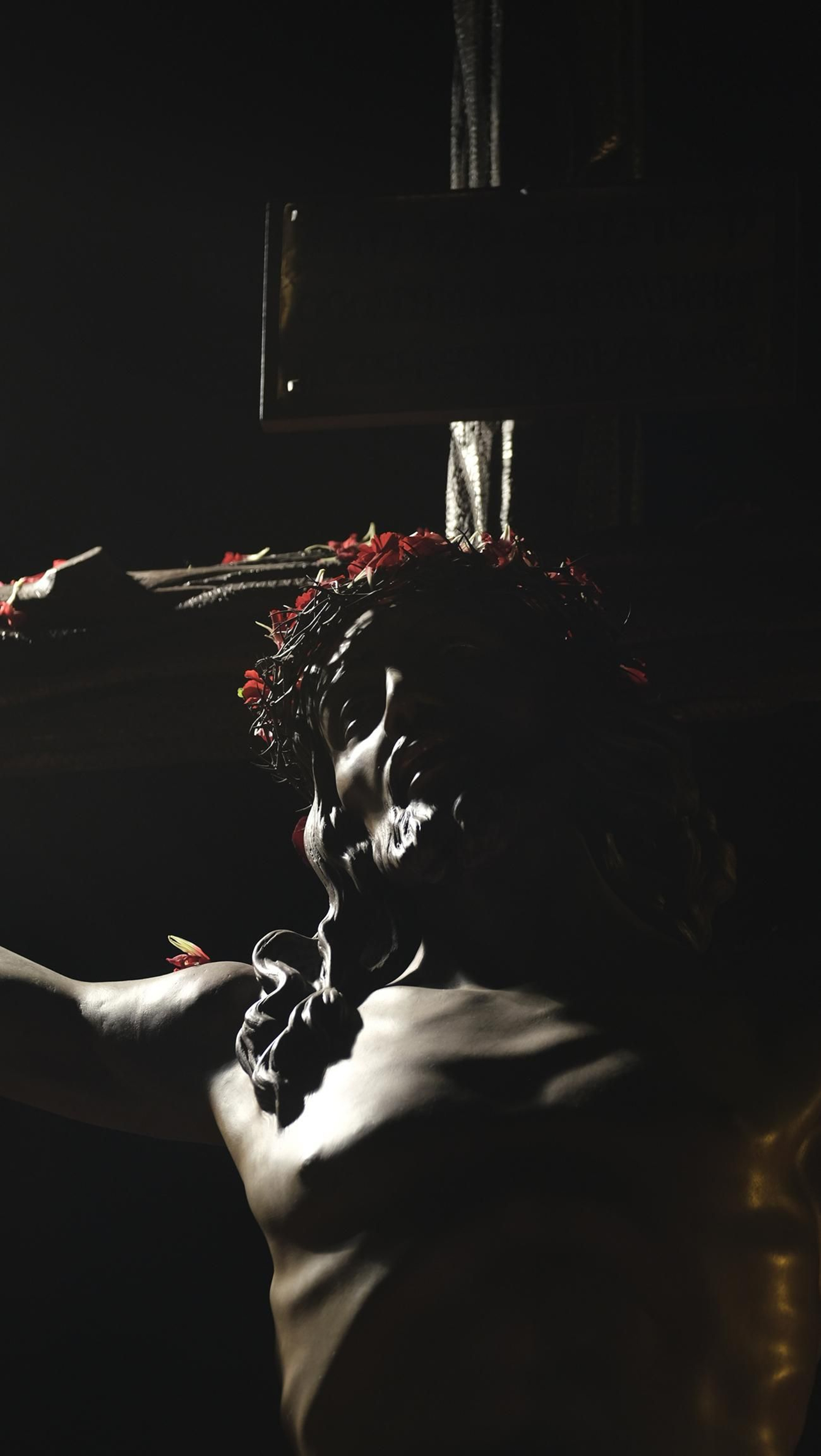 Procesión del Perdón en Almería, en imágenes