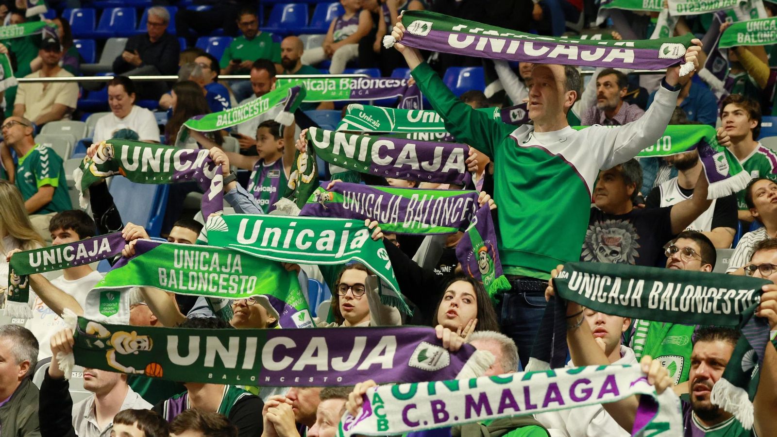 Búscate en las gradas del Carpena en el Unicaja-Reggiana de BCL