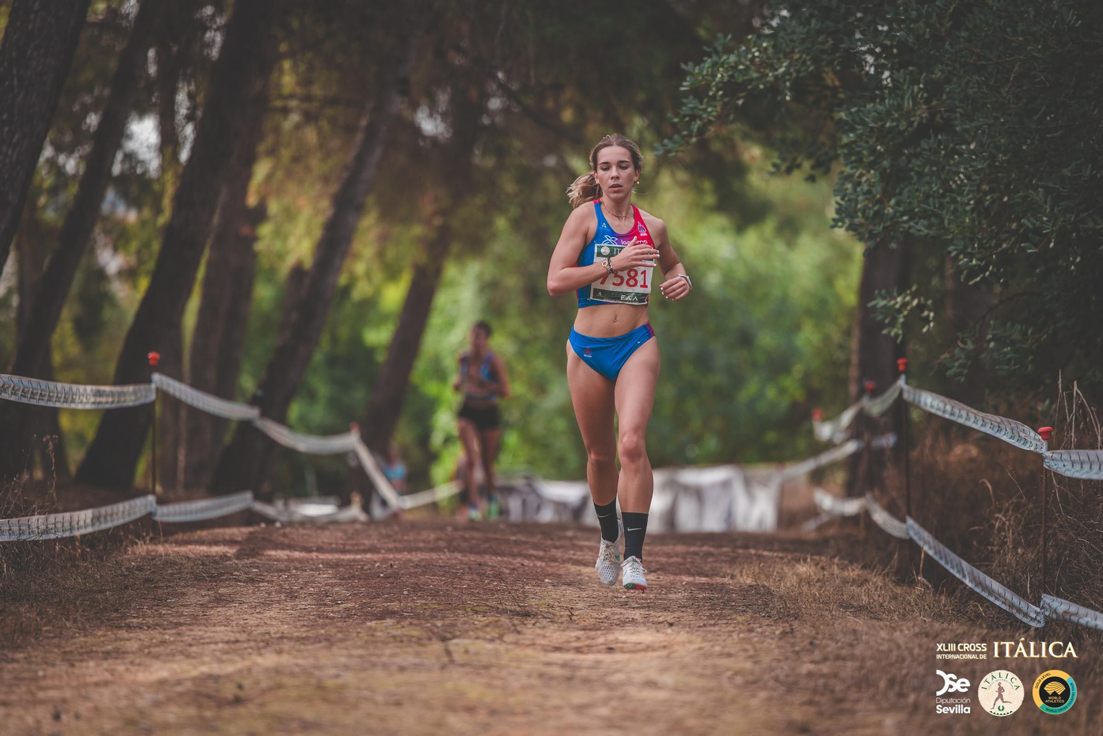 Búscate en las fotos del Cross de Itálica 2025 | 4