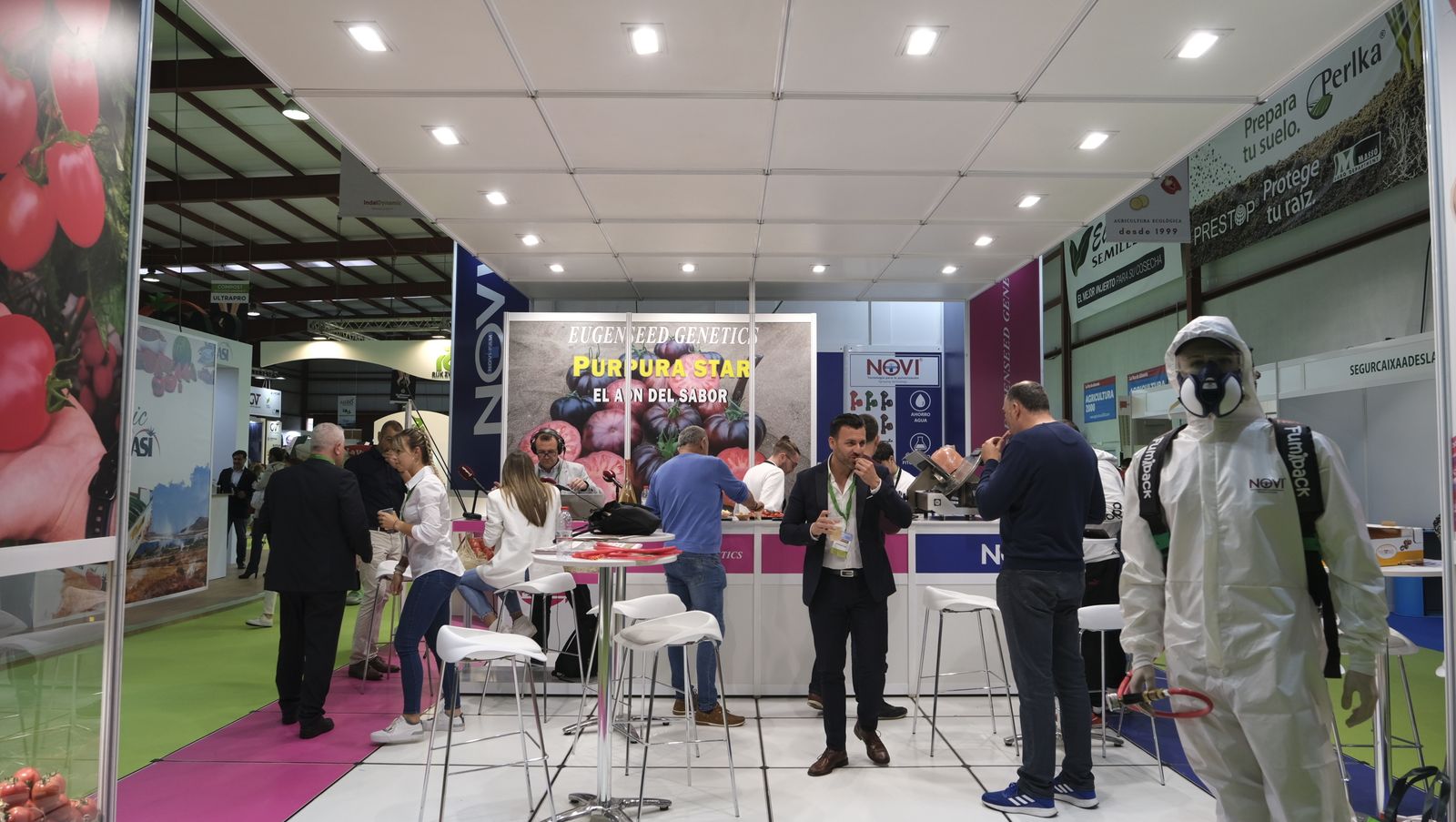 Imágenes del primer día de Expolevante Níjar.