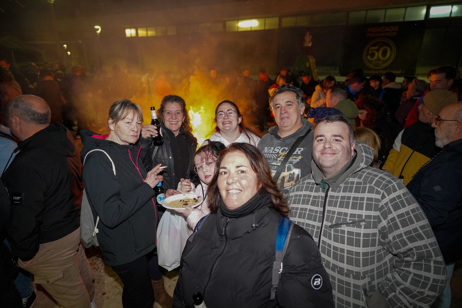 Jaén brilla y disfruta al fuego de las lumbres de San Antón