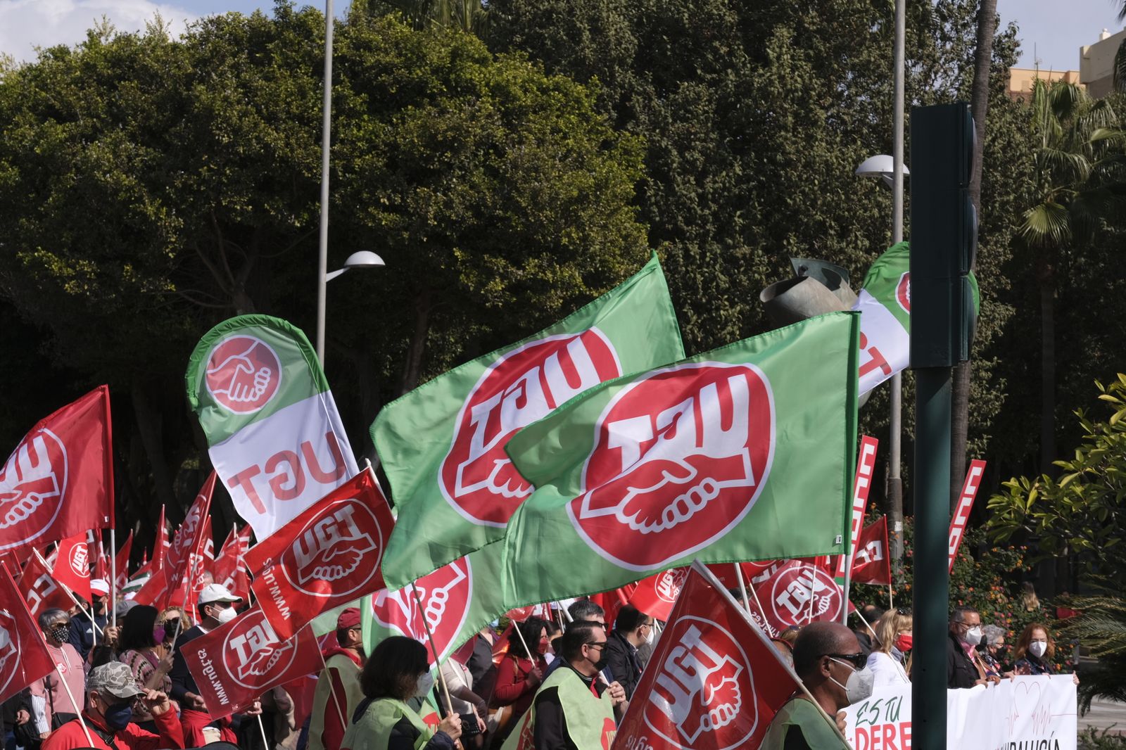 Imágenes de la manifestación a favor de la sanidad pública en Almería