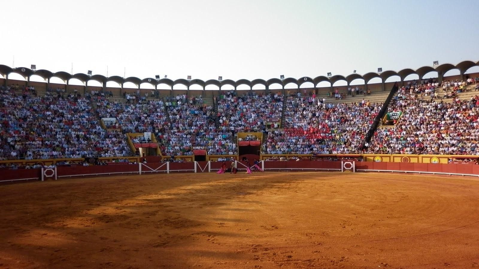 Interior de la plaza de toros de Algeciras.