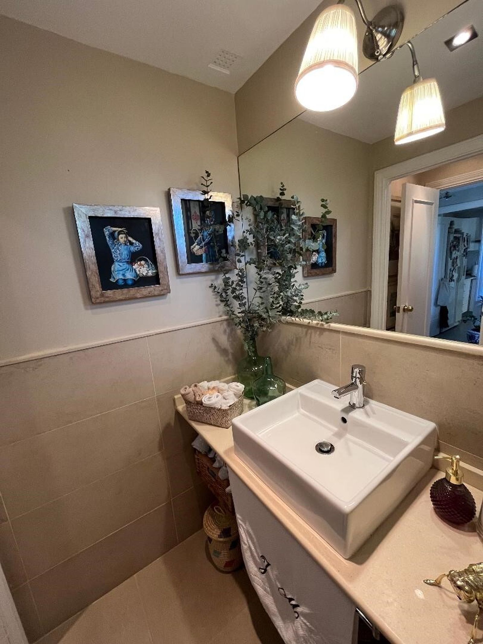 De andar por casa: las imágenes de la casa de Fuentebravía