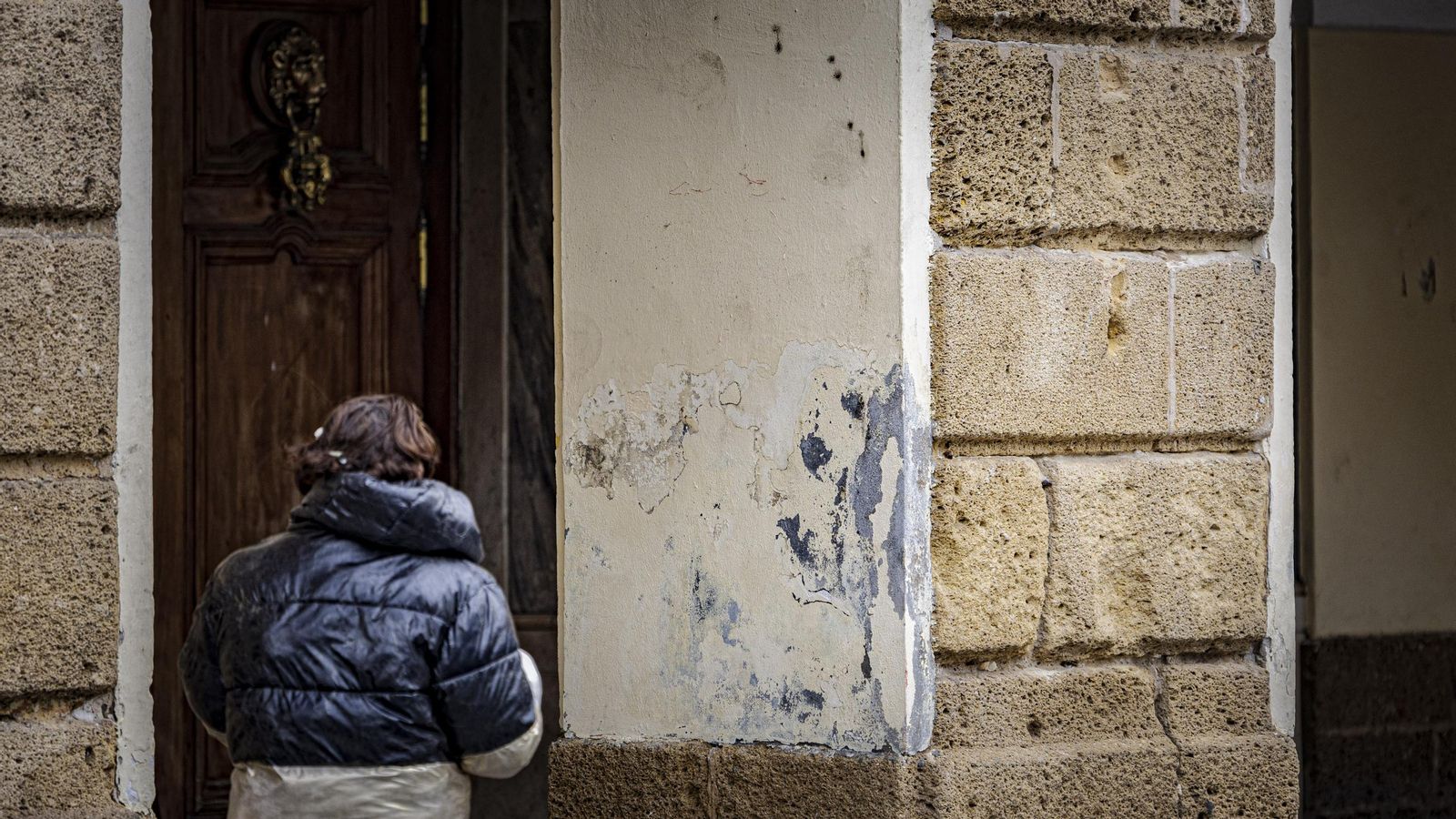 El mal estado del edificio del Ayuntamiento de Cádiz