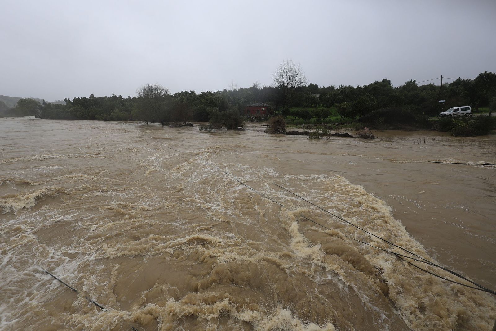 Fotos de las inundaciones y efectos de la borrasca Leonardo en Jimena y Tesorillo